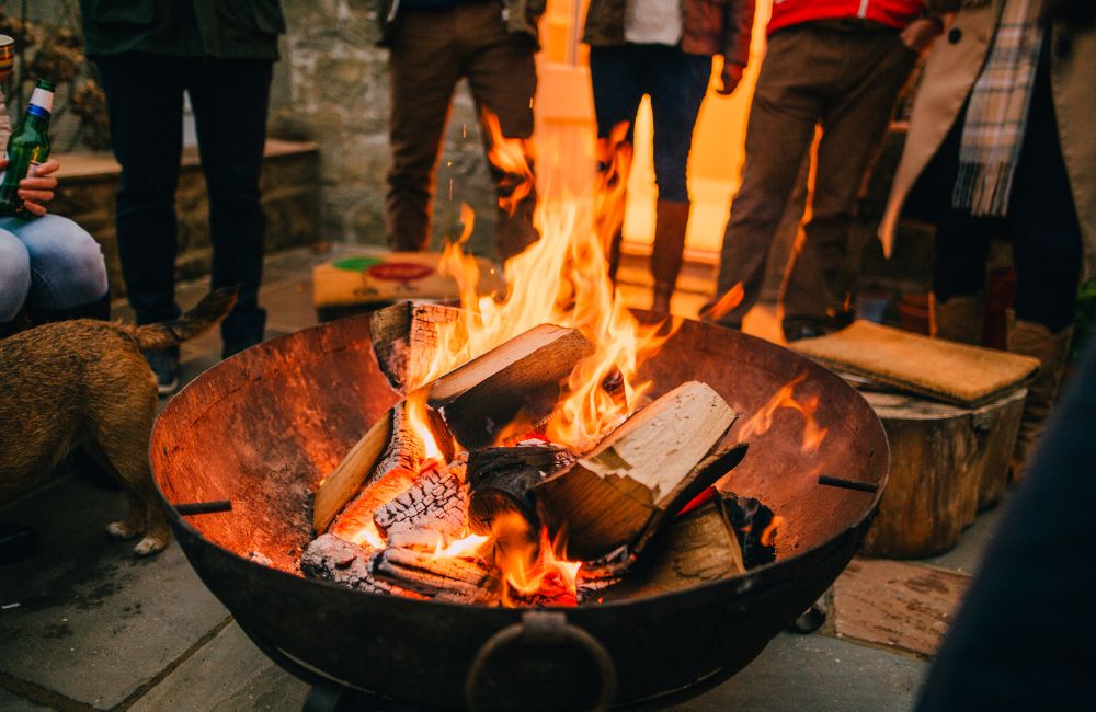 Great Wood Burning Fire Pit Accessories to enhance your fires